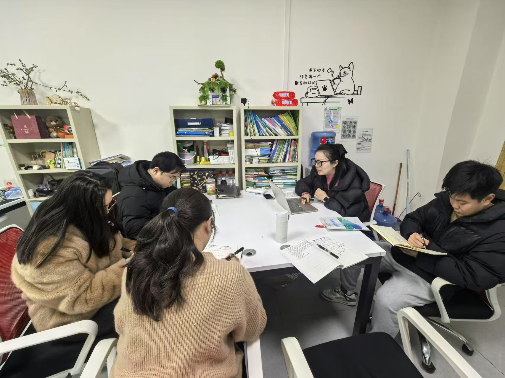 6a5f241b03f2d3636f1bed071a51181.jpg 6a5f241b03f2d3636f1bed071a51181.jpg