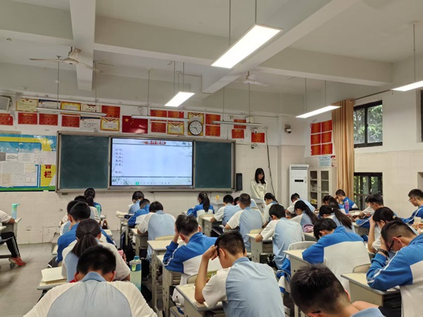 语文易语轩.jpg 语文易语轩.jpg