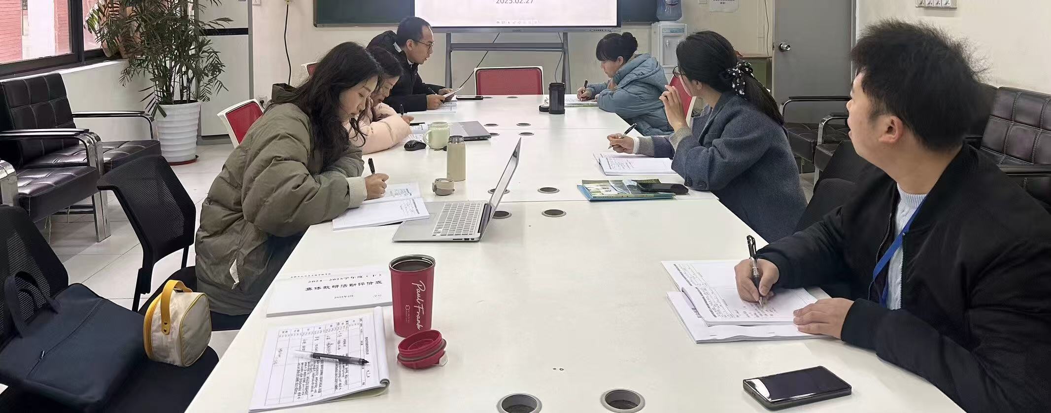 研讨会1.jpg 研讨会1.jpg