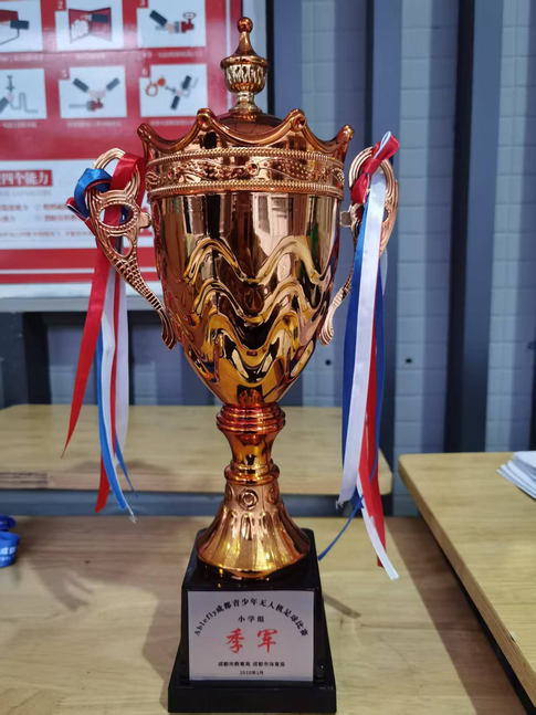 8e389ff33a4105a06813fbb126d8b9cc_0.jpg 8e389ff33a4105a06813fbb126d8b9cc_0.jpg